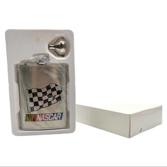Colibri 7 Oz Nascar Flask with funnel - NIB (NEW IN BOX) - Picture 10 of 11